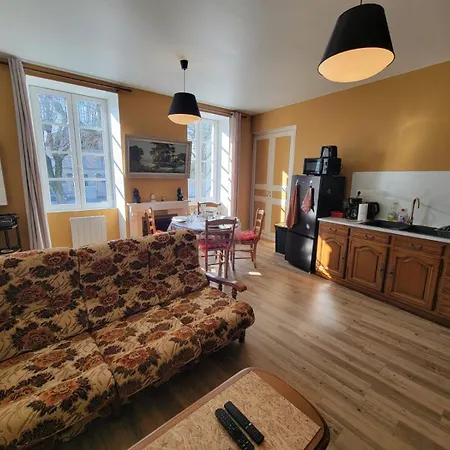 Apartment Immeuble Hypercentre Saint-Jean-d'Angely